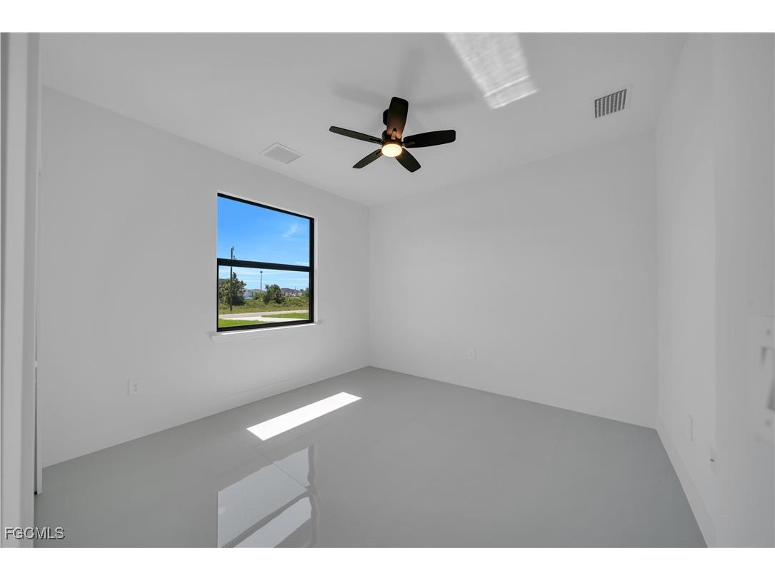 1110 Eisenhower Boulevard Lehigh Acres FL 33974 2025021073 image23