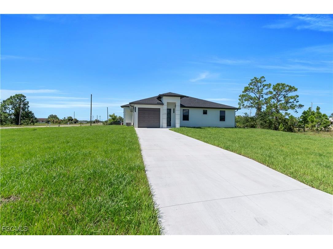 1110 Eisenhower Boulevard Lehigh Acres FL 33974 2025021073 image8