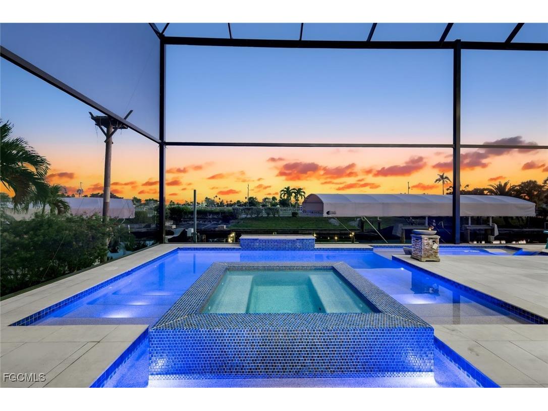 1110 Lenox Court Cape Coral FL 33904 2025018860 image2