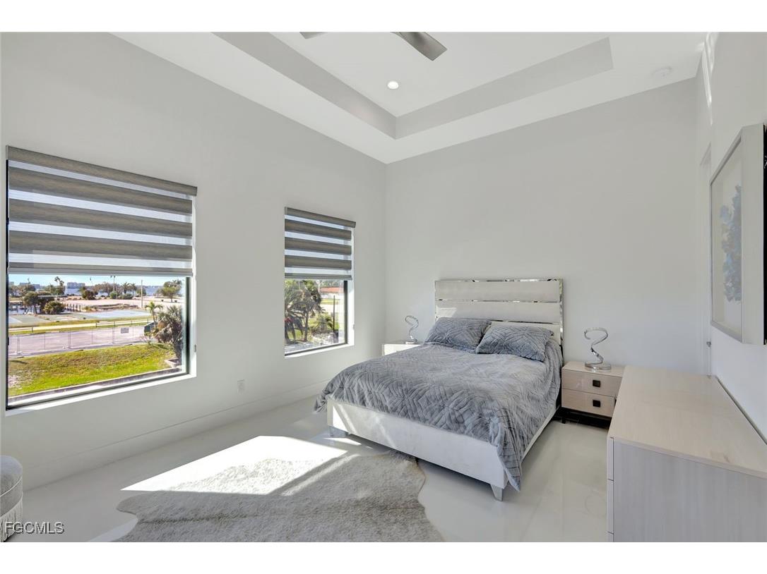 1110 Lenox Court Cape Coral FL 33904 2025018860 image27