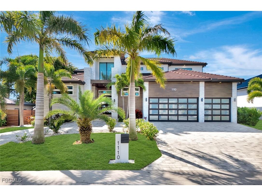 1110 Lenox Court Cape Coral FL 33904 2025018860 image3