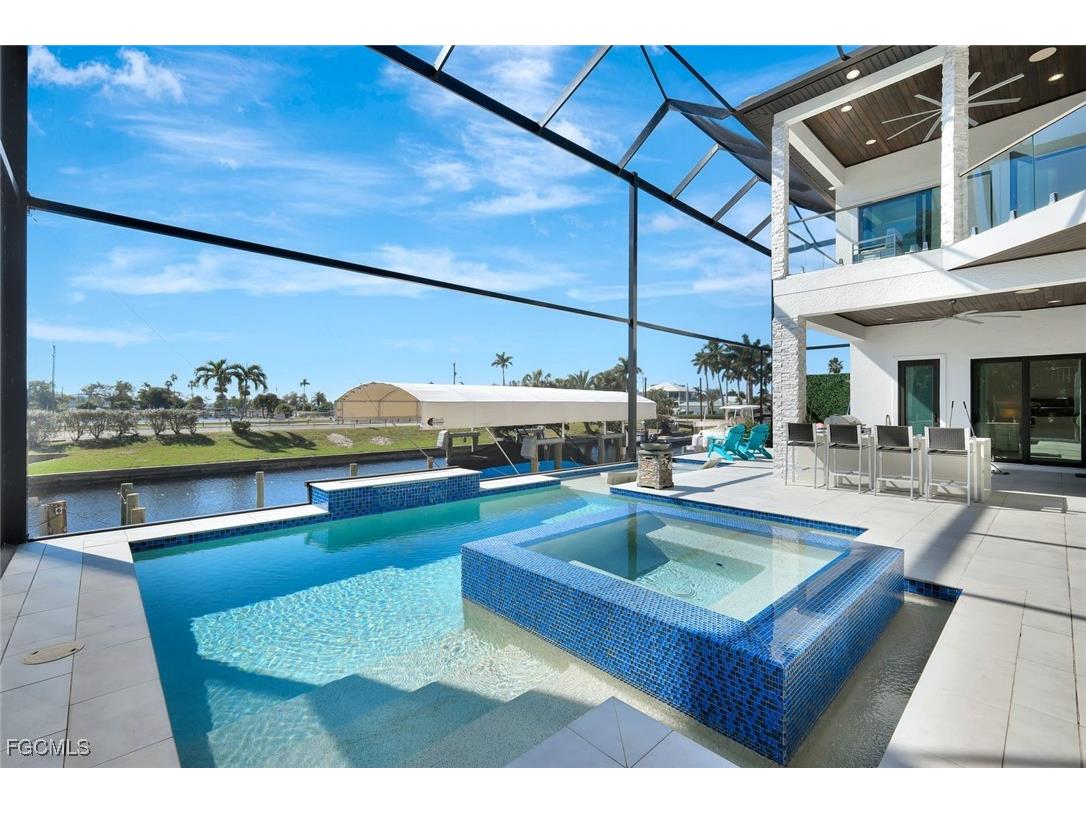 1110 Lenox Court Cape Coral FL 33904 2025018860 image32