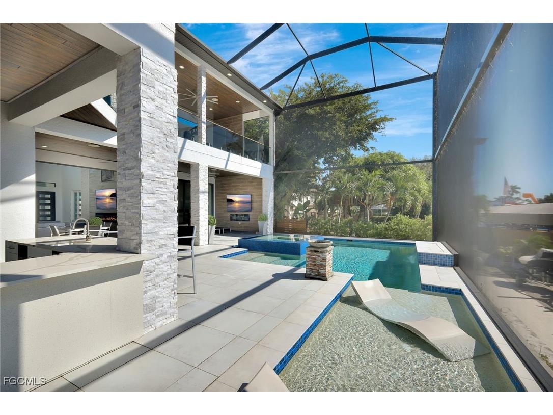 1110 Lenox Court Cape Coral FL 33904 2025018860 image37