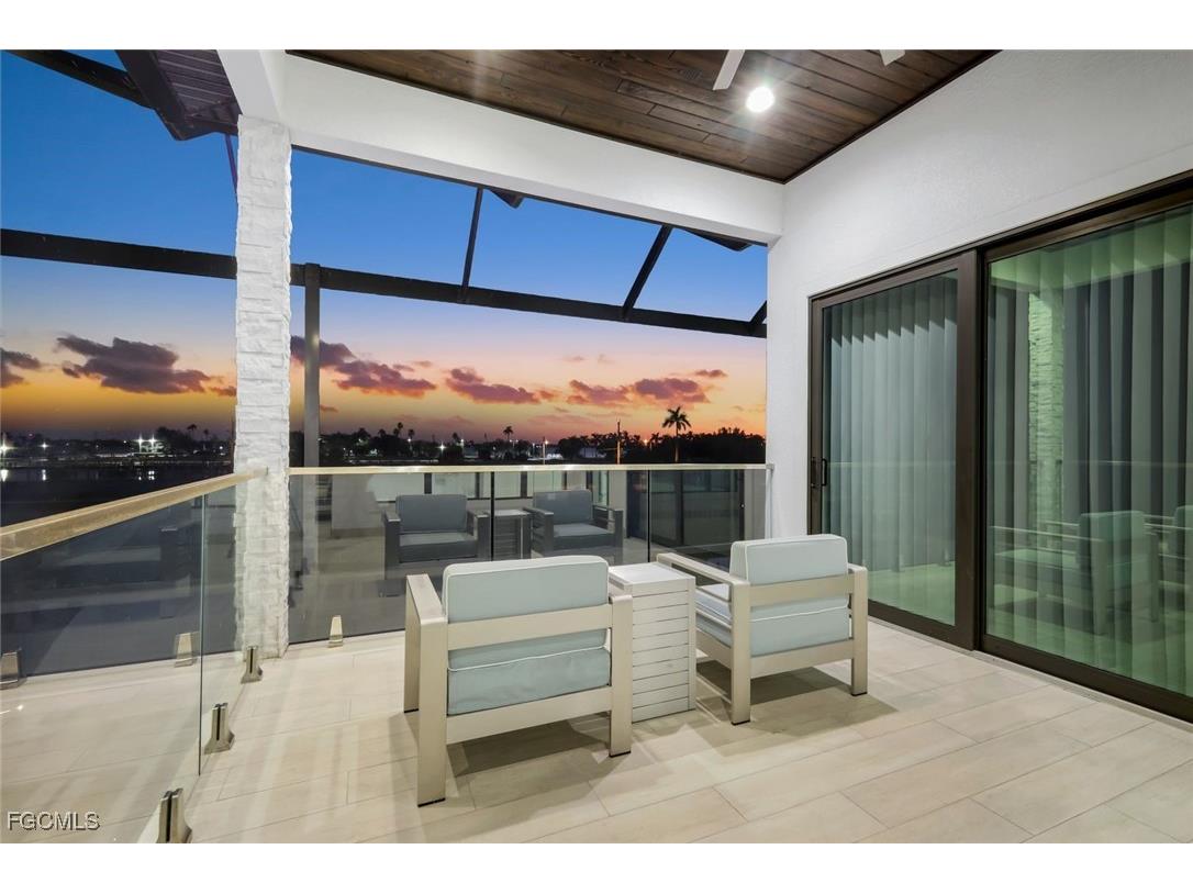 1110 Lenox Court Cape Coral FL 33904 2025018860 image41