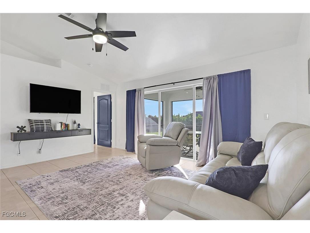 1110 NE 6th Place Cape Coral FL 33909 2026003907 image15