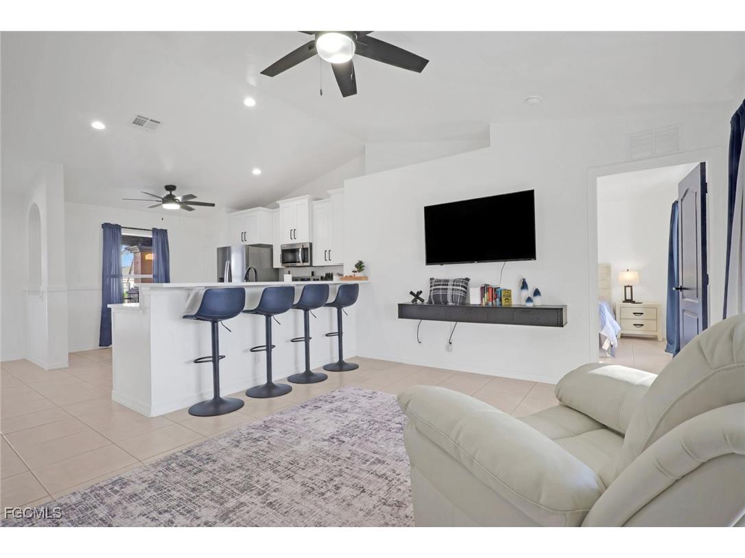 1110 NE 6th Place Cape Coral FL 33909 2026003907 image16