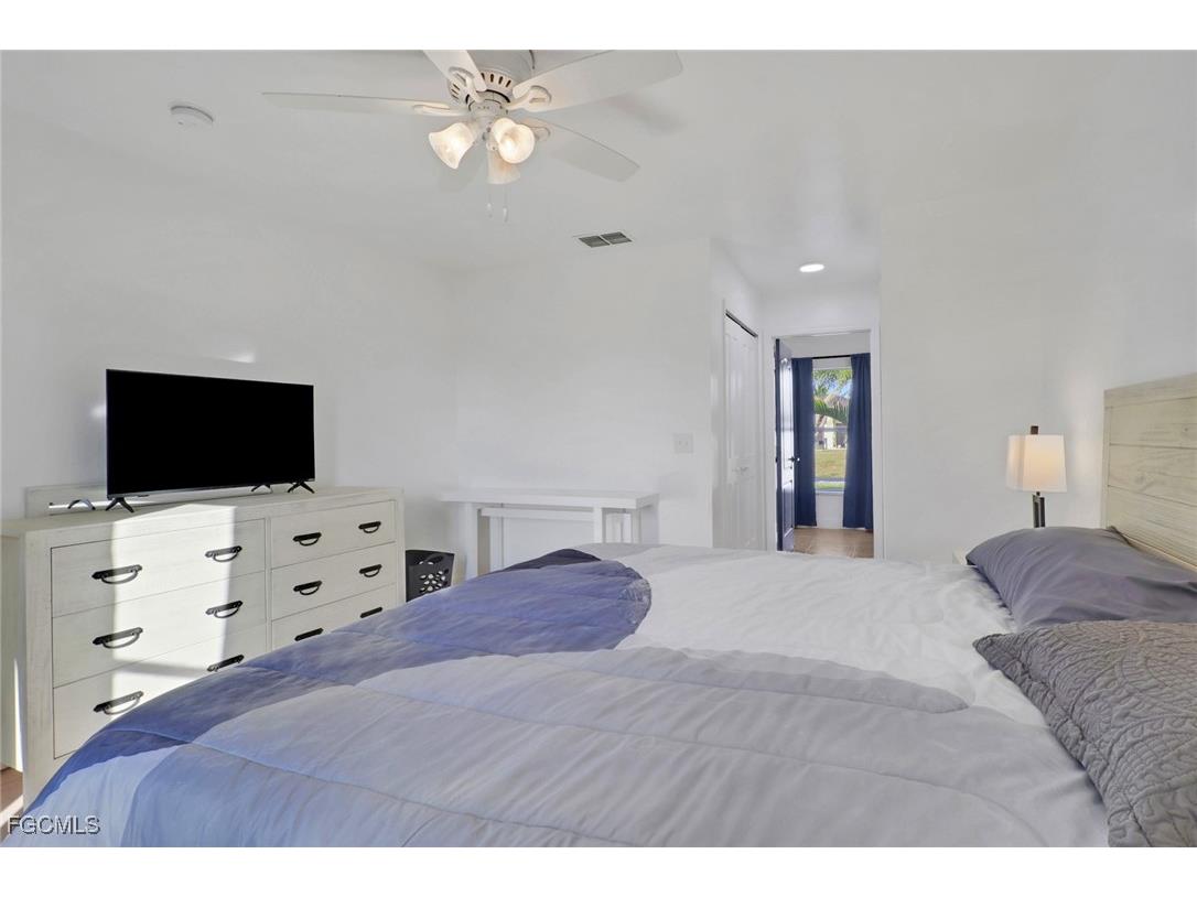 1110 NE 6th Place Cape Coral FL 33909 2026003907 image19
