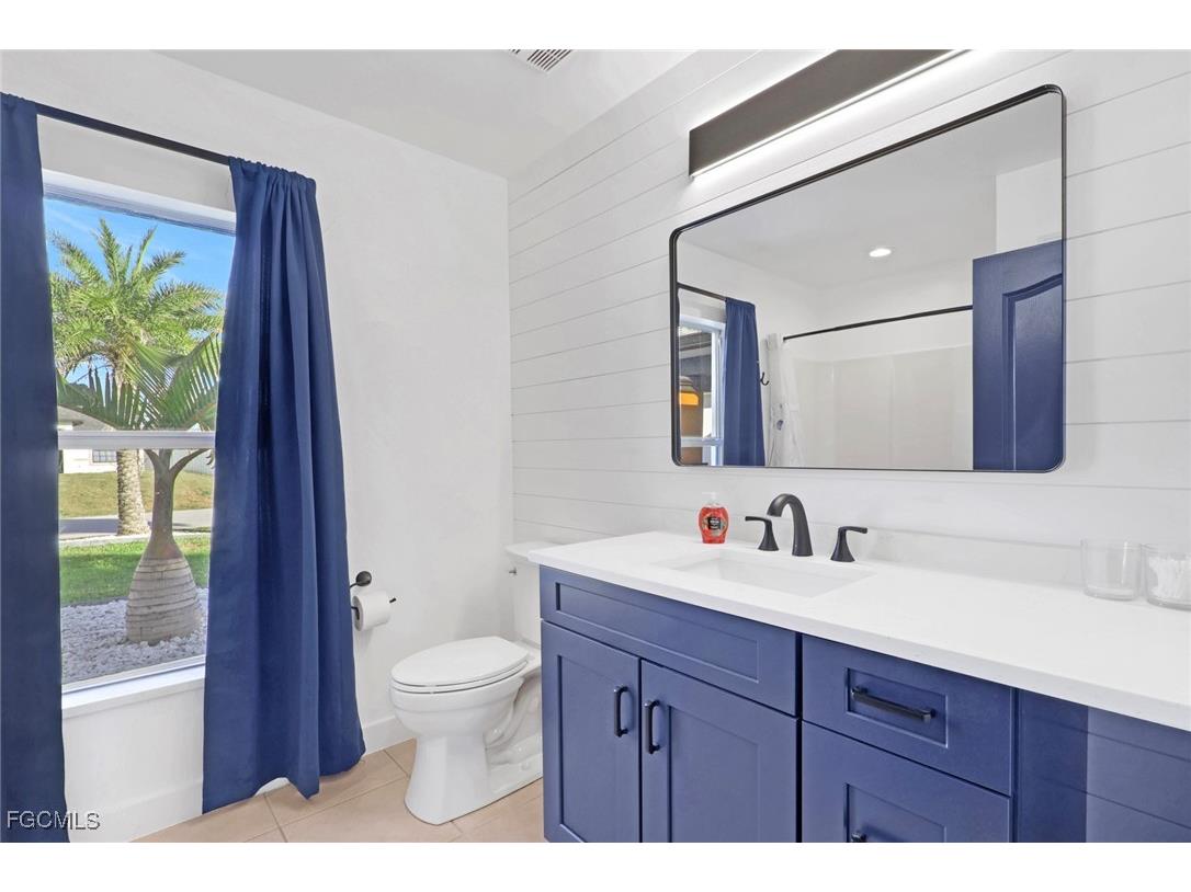 1110 NE 6th Place Cape Coral FL 33909 2026003907 image21