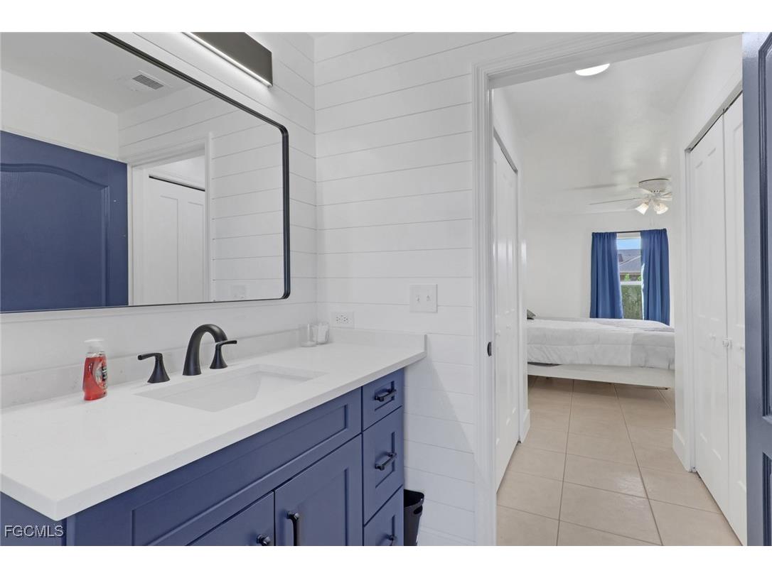 1110 NE 6th Place Cape Coral FL 33909 2026003907 image22