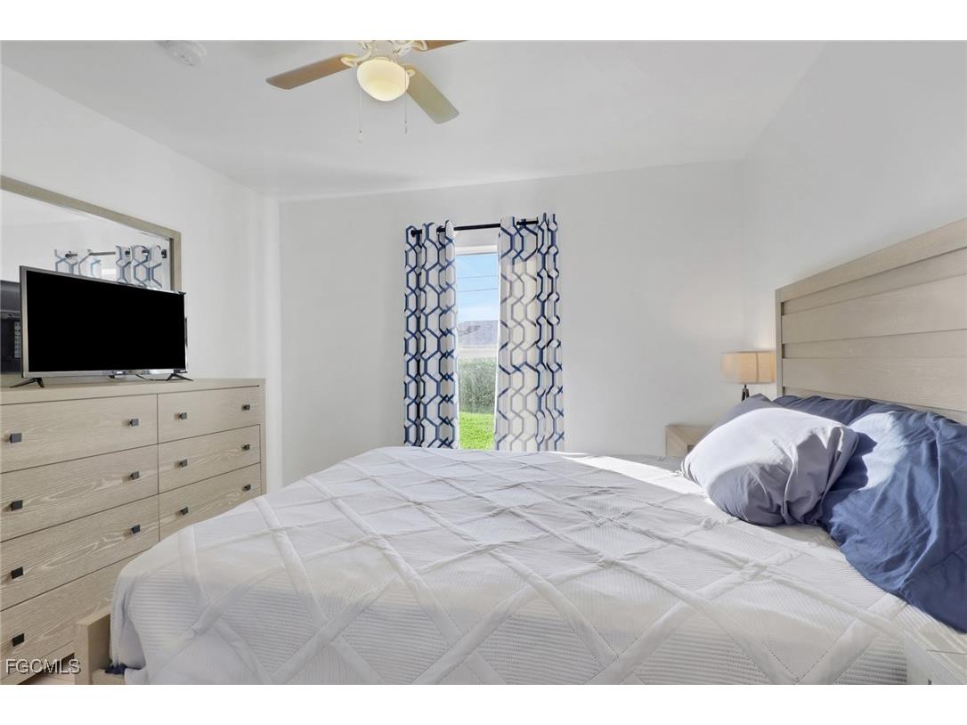 1110 NE 6th Place Cape Coral FL 33909 2026003907 image25