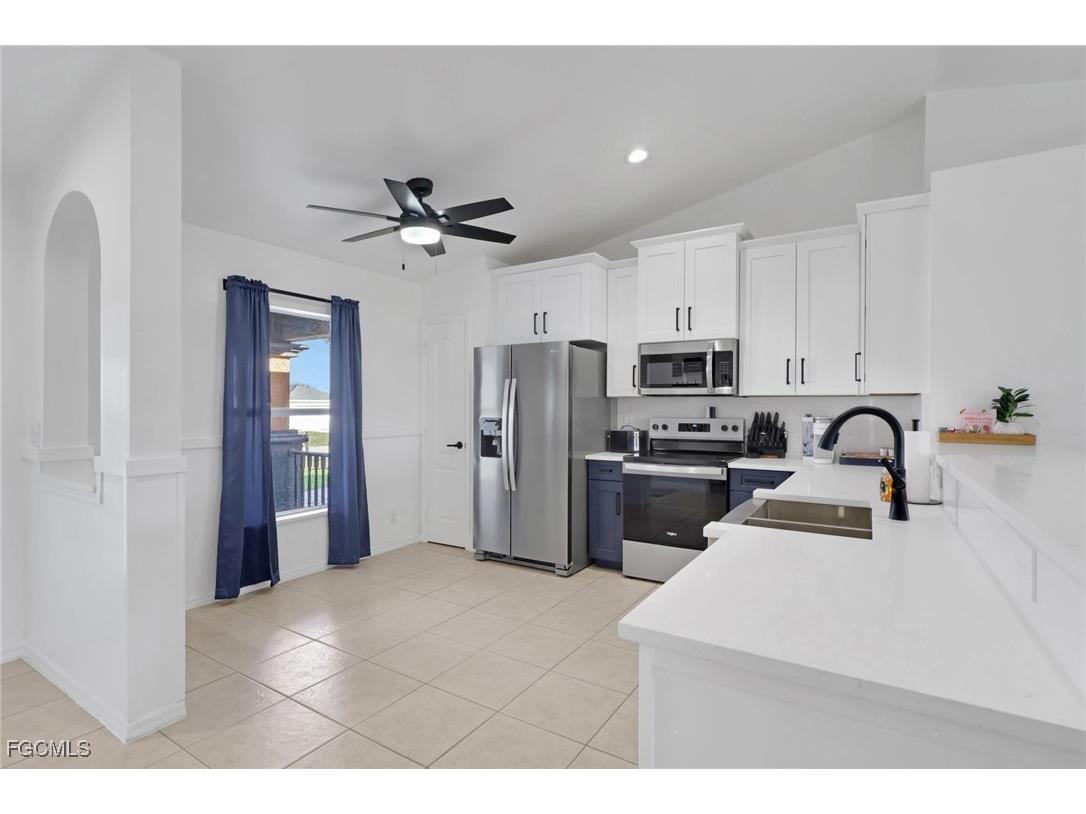 1110 NE 6th Place Cape Coral FL 33909 2026003907 image9