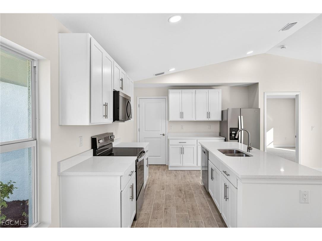 1110 NW 19th Street Cape Coral FL 33993 2026006868 image15