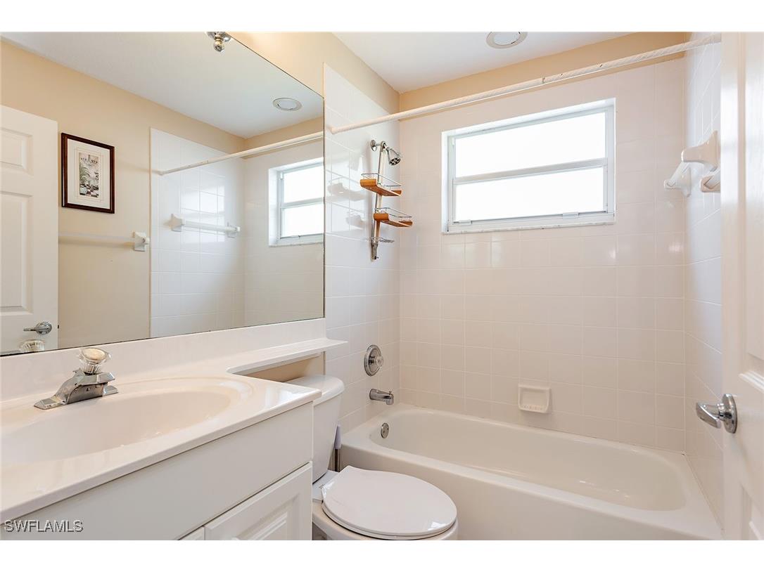 1110 Partridge Circle #202 Naples FL 34104 225024205 image10