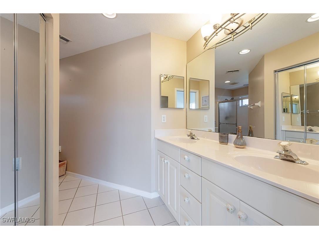 1110 Partridge Circle #202 Naples FL 34104 225024205 image8