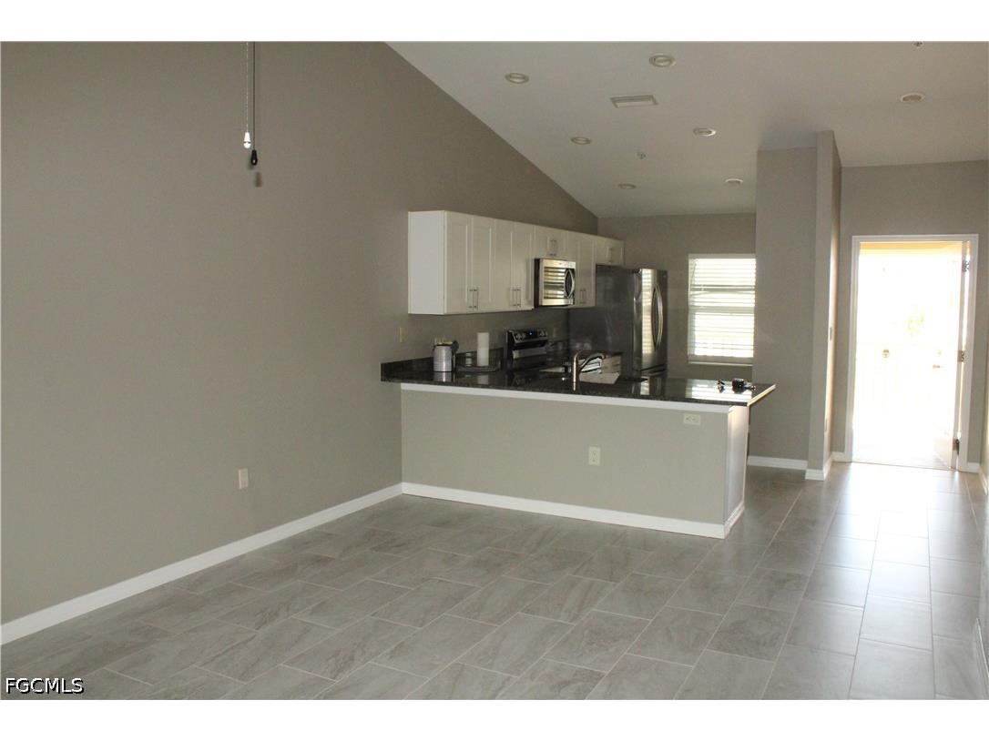 1110 SW 47th Terrace #204 Cape Coral FL 33914 2026016590 image3