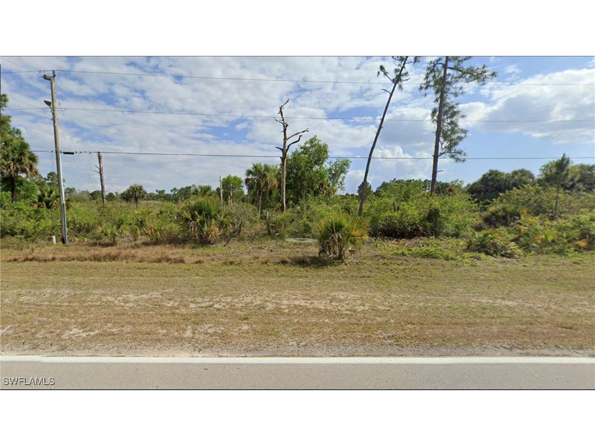 1110 Sentinela Boulevard Lehigh Acres FL 33974 225068006 image1