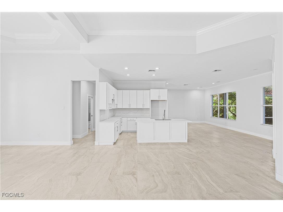 11105 Sea Tropic Lane Fort Myers FL 33908 2025023355 image14