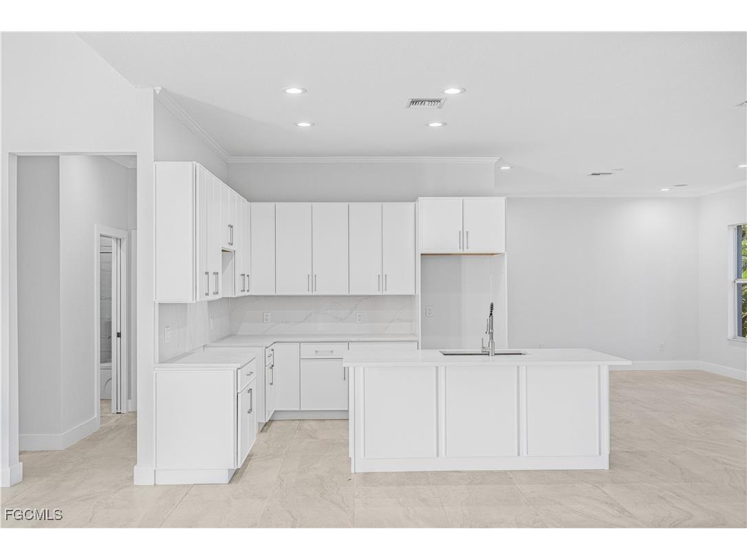 11105 Sea Tropic Lane Fort Myers FL 33908 2025023355 image15
