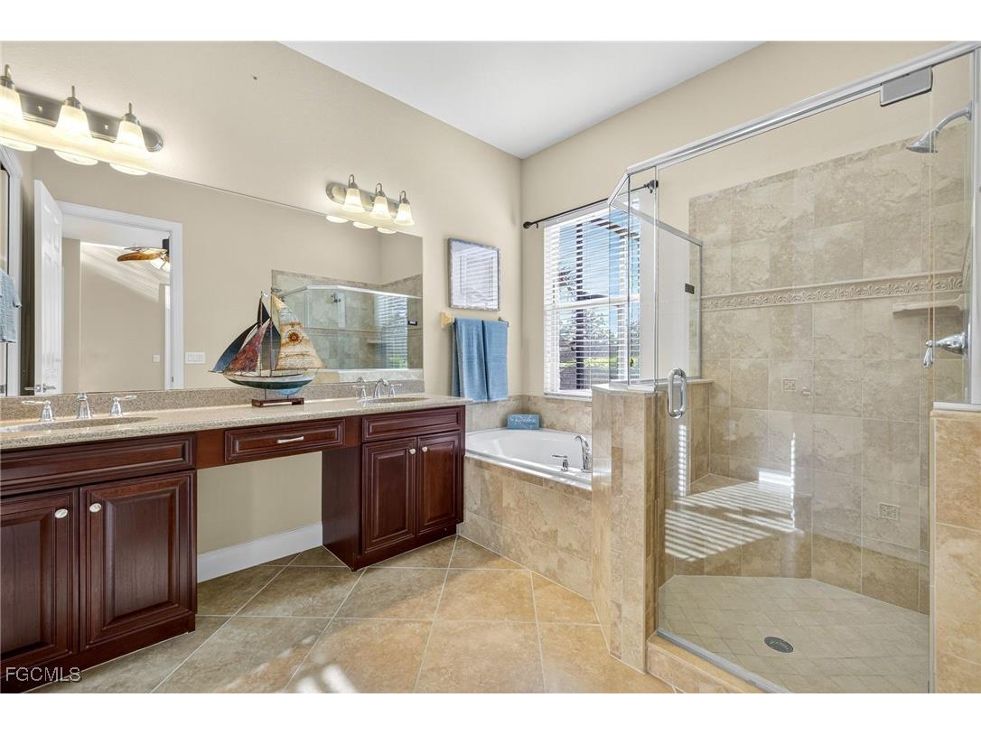 11107 Laughton Circle Fort Myers FL 33913 2025006742 image16