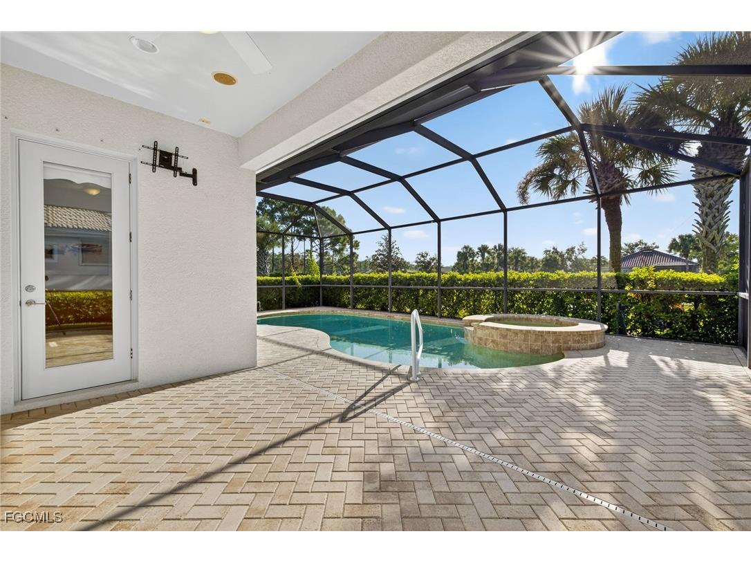 11107 Laughton Circle Fort Myers FL 33913 2025006742 image25