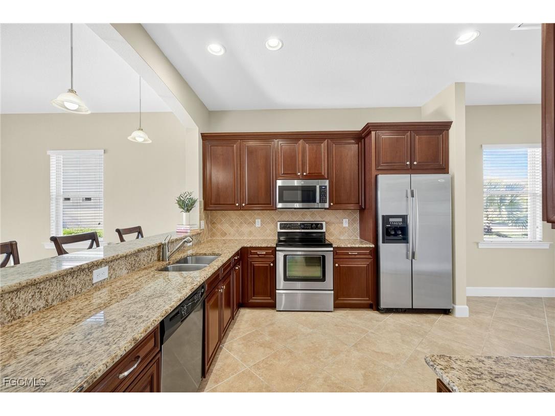 11107 Laughton Circle Fort Myers FL 33913 2025006742 image6