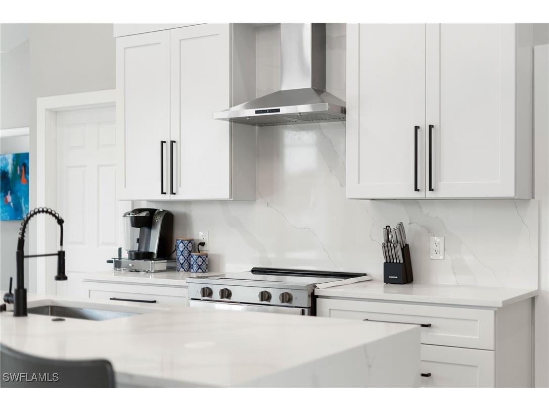 1111 Abbeville Court Marco Island FL 34145 225077410 image3