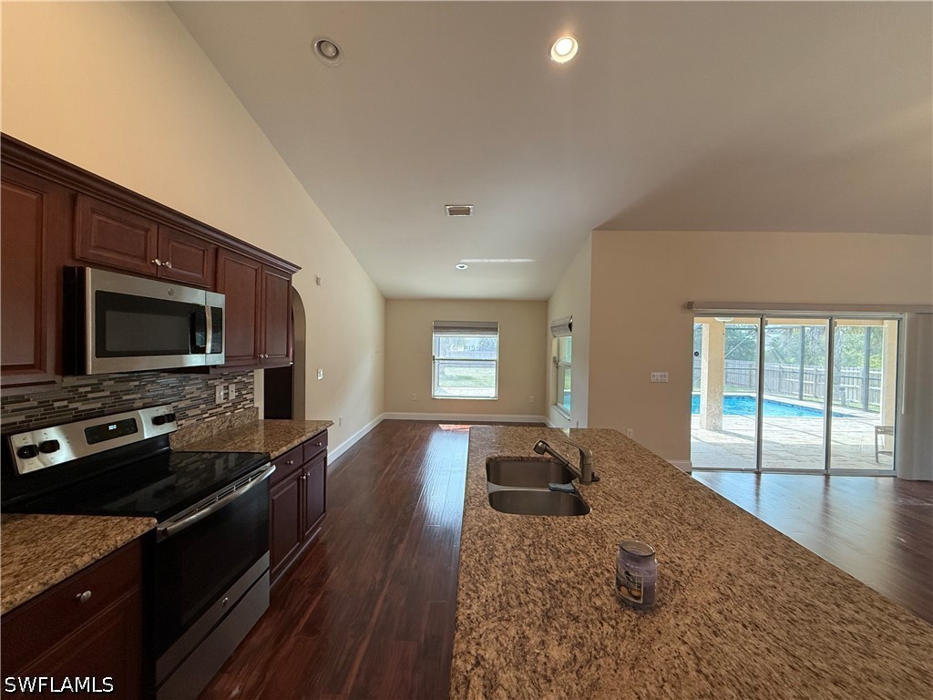 1111 Broadway Avenue Lehigh Acres FL 33972 226015766 image4