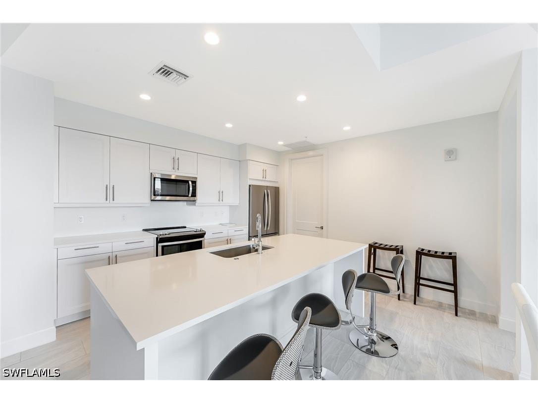 1111 Central #417S Naples FL 34102 226015543 image11