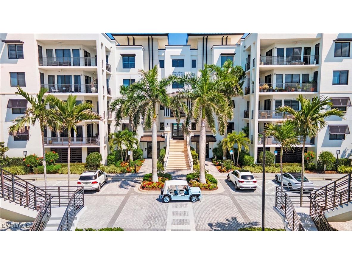 1111 Central Avenue #207 Naples FL 34102 226000800 image1