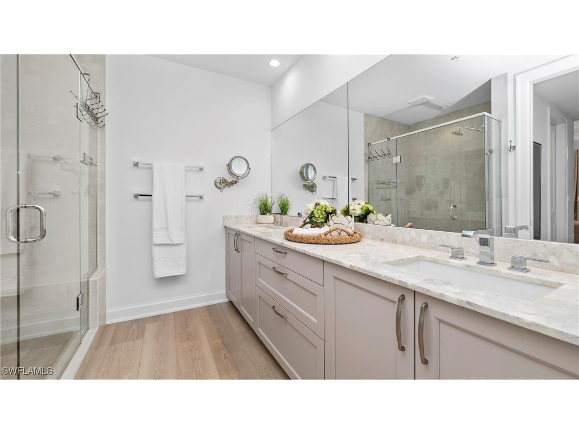 1111 Central Avenue #207 Naples FL 34102 226000800 image20