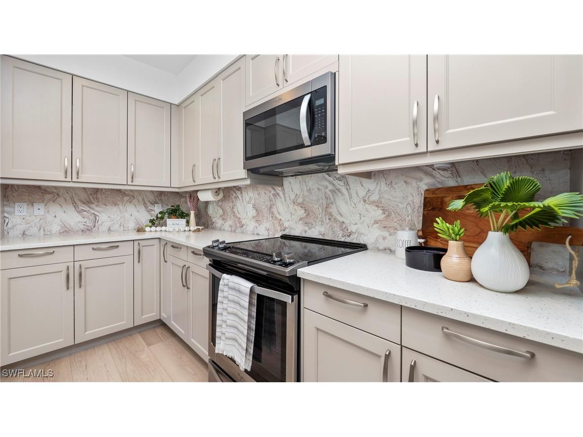 1111 Central Avenue #207 Naples FL 34102 226000800 image23