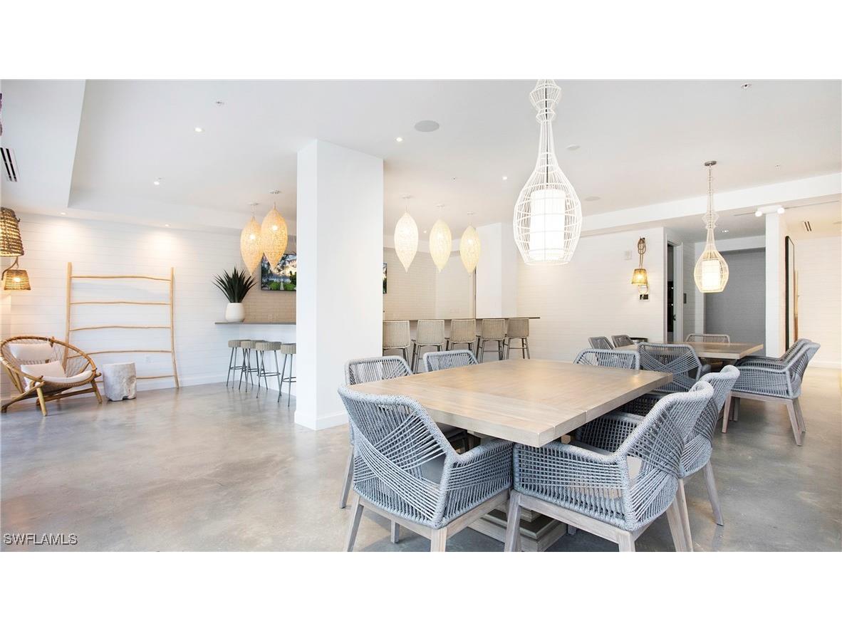 1111 Central Avenue #207 Naples FL 34102 226000800 image33