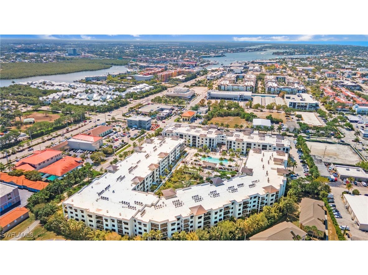 1111 Central Avenue #207 Naples FL 34102 226000800 image48