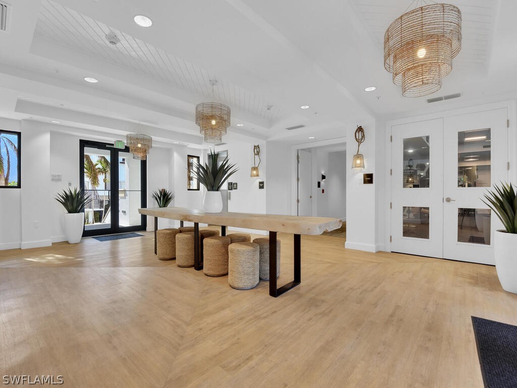 1111 Central Avenue #216 Naples FL 34102 226009578 image2