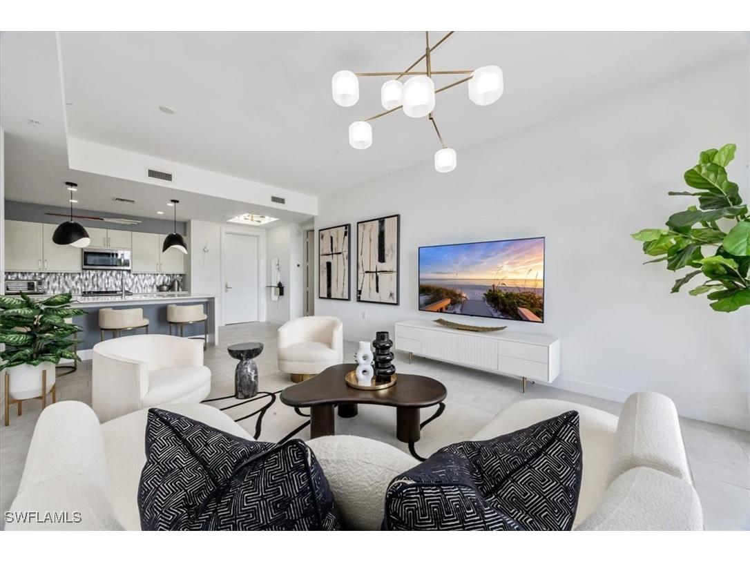1111 Central Avenue #401 Naples FL 34102 225083501 image4