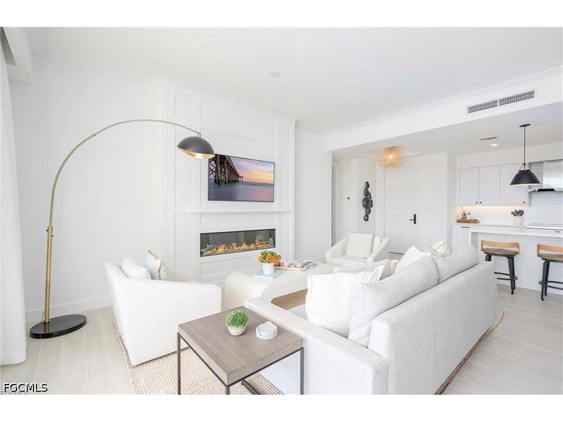 1111 Central Avenue #403 Naples FL 34102 2026021766 image11