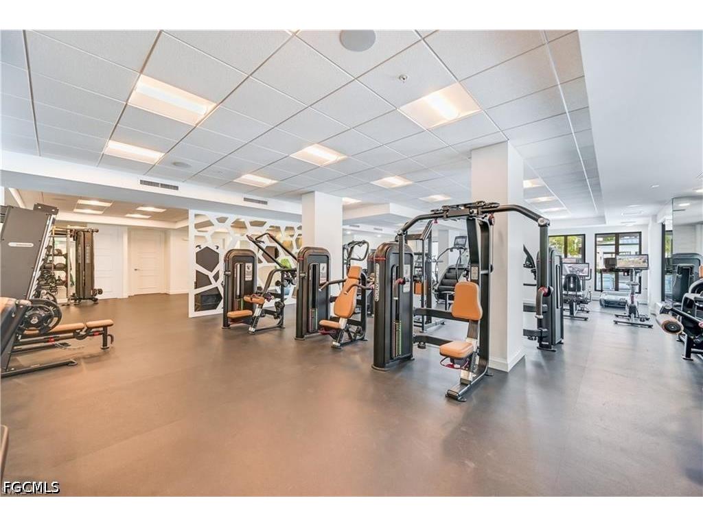 1111 Central Avenue #403 Naples FL 34102 2026021766 image32
