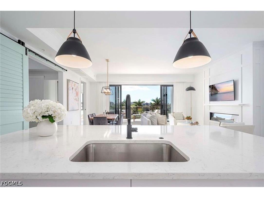 1111 Central Avenue #403 Naples FL 34102 2026021766 image5