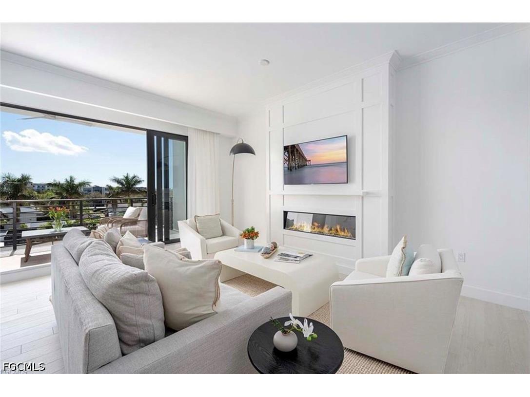 1111 Central Avenue #403 Naples FL 34102 2026021766 image9