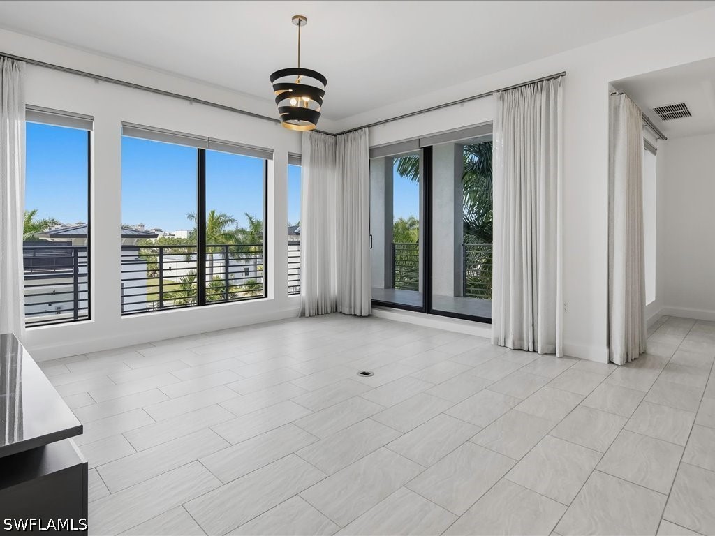 1111 Central Avenue #409 Naples FL 34102 226024802 image2