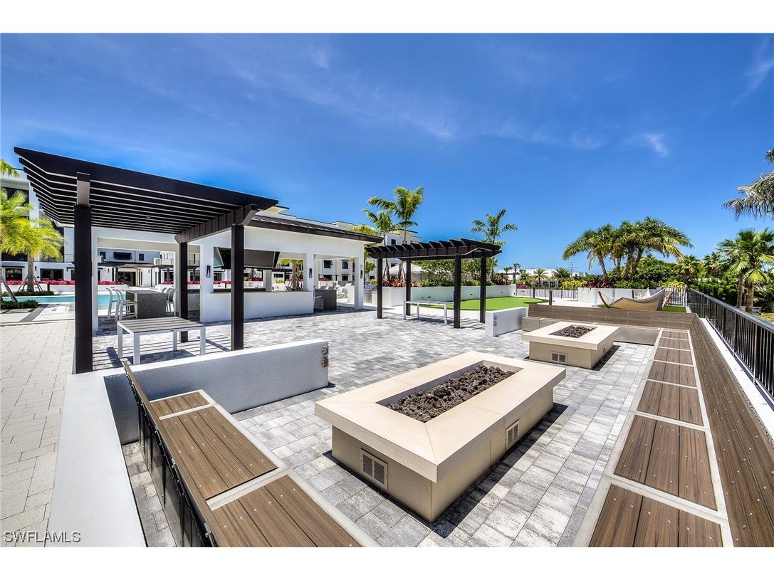 1111 Central Avenue #412 Naples FL 34102 223053632 image19