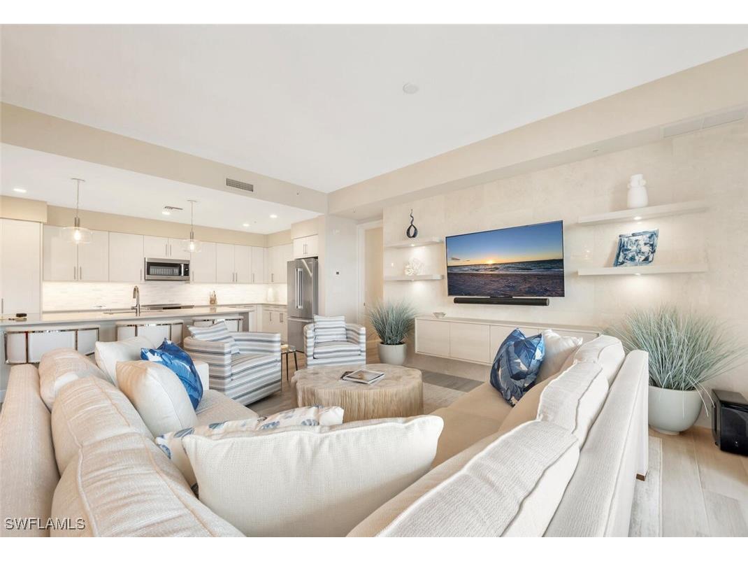 1111 Central Avenue #511 Naples FL 34102 226001725 image10