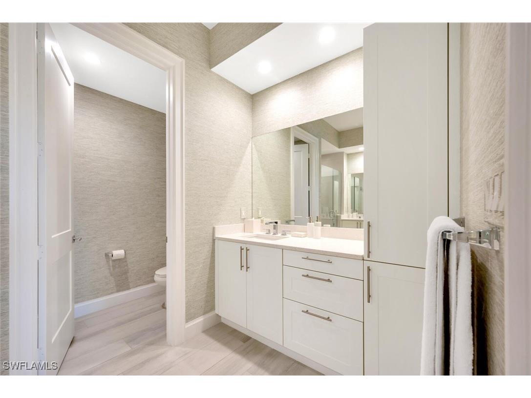 1111 Central Avenue #511 Naples FL 34102 226001725 image25