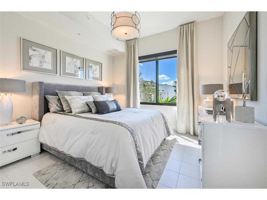 1111 Central Avenue #303 Naples FL 34102 225061538 image22