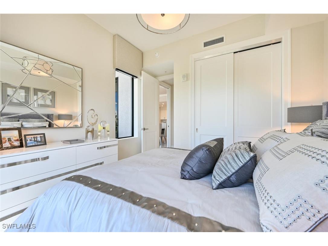 1111 Central Avenue #303 Naples FL 34102 225061538 image23