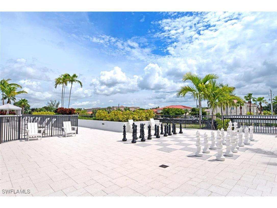 1111 Central Avenue #303 Naples FL 34102 225061538 image35