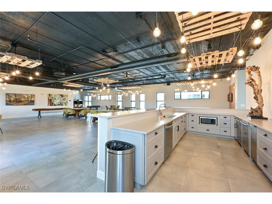 1111 Central Avenue #303 Naples FL 34102 225061538 image43