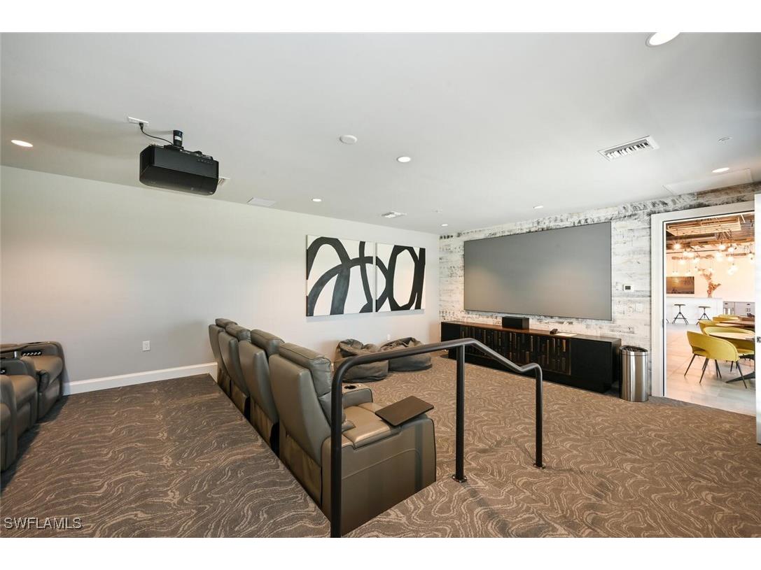 1111 Central Avenue #303 Naples FL 34102 225061538 image47