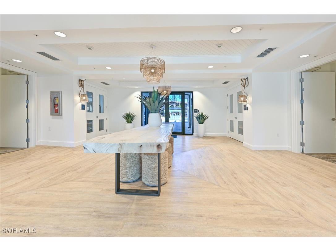 1111 Central Avenue #303 Naples FL 34102 225061538 image48