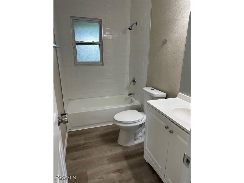 1111 Palm Avenue North Fort Myers FL 33903 2025012263 image5